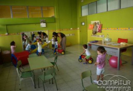 Abierto el plazo de solicitud de plazas en la Escuela Infantil "El Dado" de Constantina