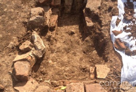 Descubierta una necrópolis romana del siglo IV en la Campiña Sur