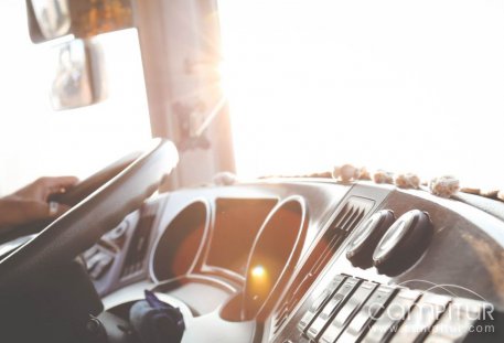 Nueva oferta de empleo en Azuaga: buscan conductor de camión y maquinaria para contrato anual